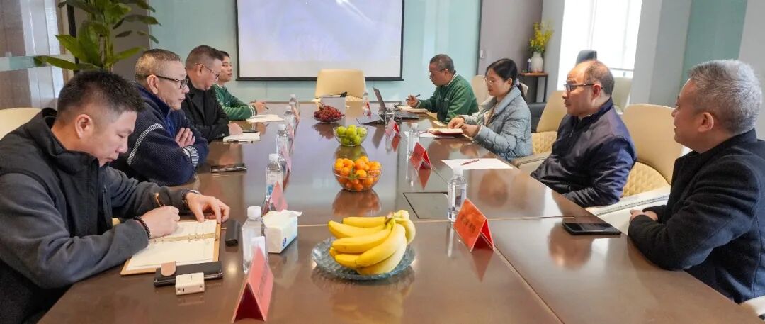 Professors from Two Universities Gather at Jhenten Machinery, Exploring New Pathways for Deep Industry-Academia-Research Integration(圖2)